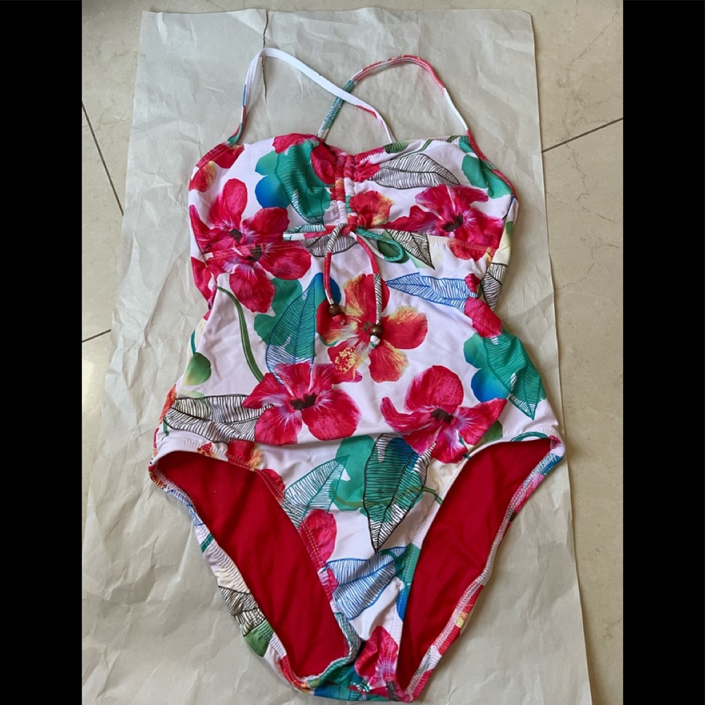 NWOT Athena floral 1pc swim suit